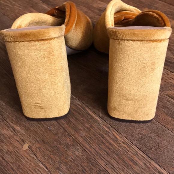 Gold Knot Mules - Crushed Velvet! - Picture 8 of 8